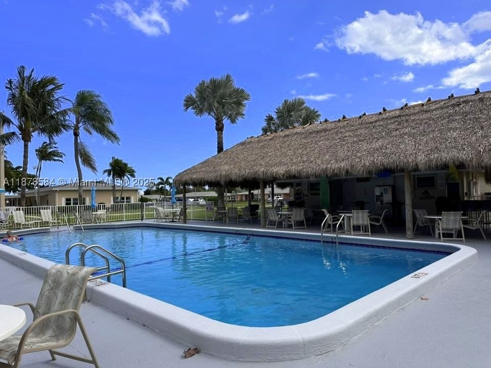 Real estate property located at 285 High Point Blvd A, Palm Beach, High Point Condo Sec 4, Boynton Beach, FL