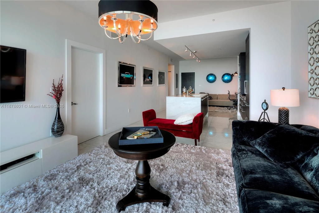 Real estate property located at 900 Biscayne Blvd #4003, Miami-dade, 900 Biscayne Bay Condo, Miami, FL