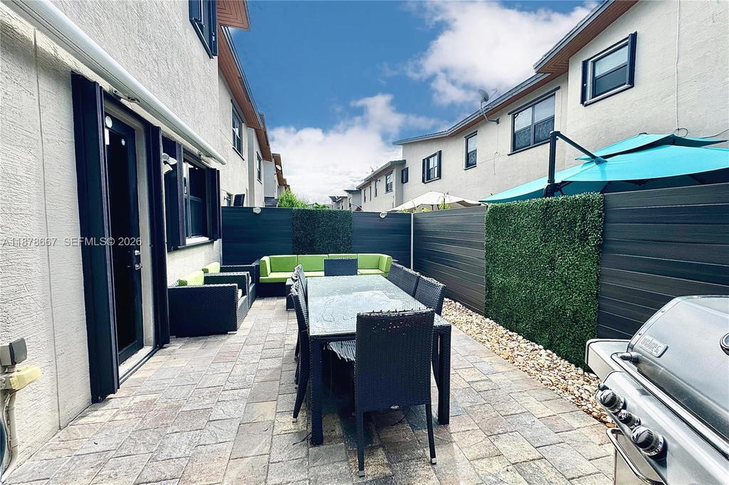 Real estate property located at 10578 81st Ter, Miami-dade, Grand Bay South Townhomes, Doral, FL