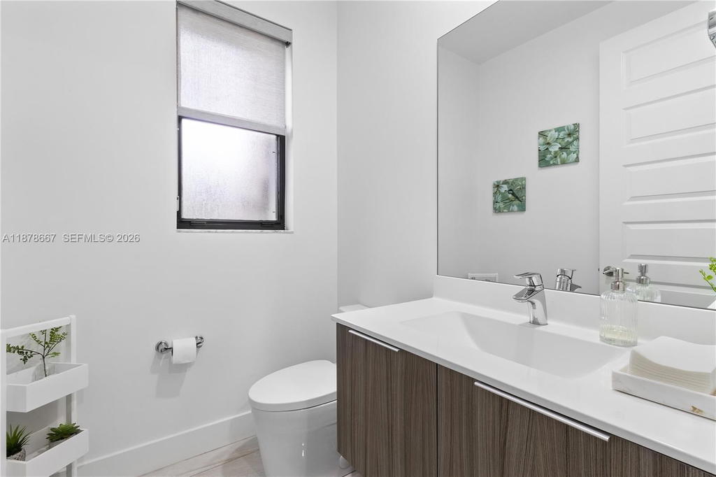 Real estate property located at 10578 81st Ter, Miami-dade, Grand Bay South Townhomes, Doral, FL