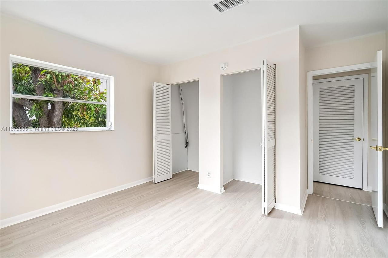 Real estate property located at 1824 Monroe St #7, Broward, Palmview Condominium Apar, Hollywood, FL