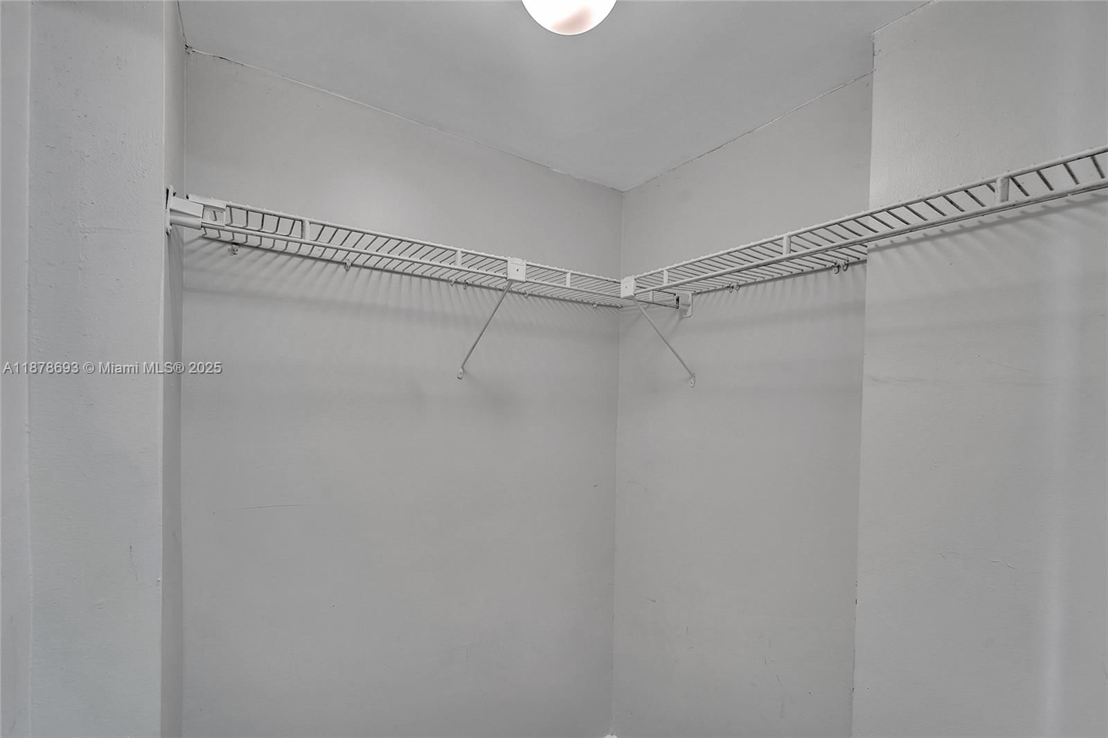 Real estate property located at 410 68th Ave #403, Broward, Polynesian Gardens Condom, Plantation, FL