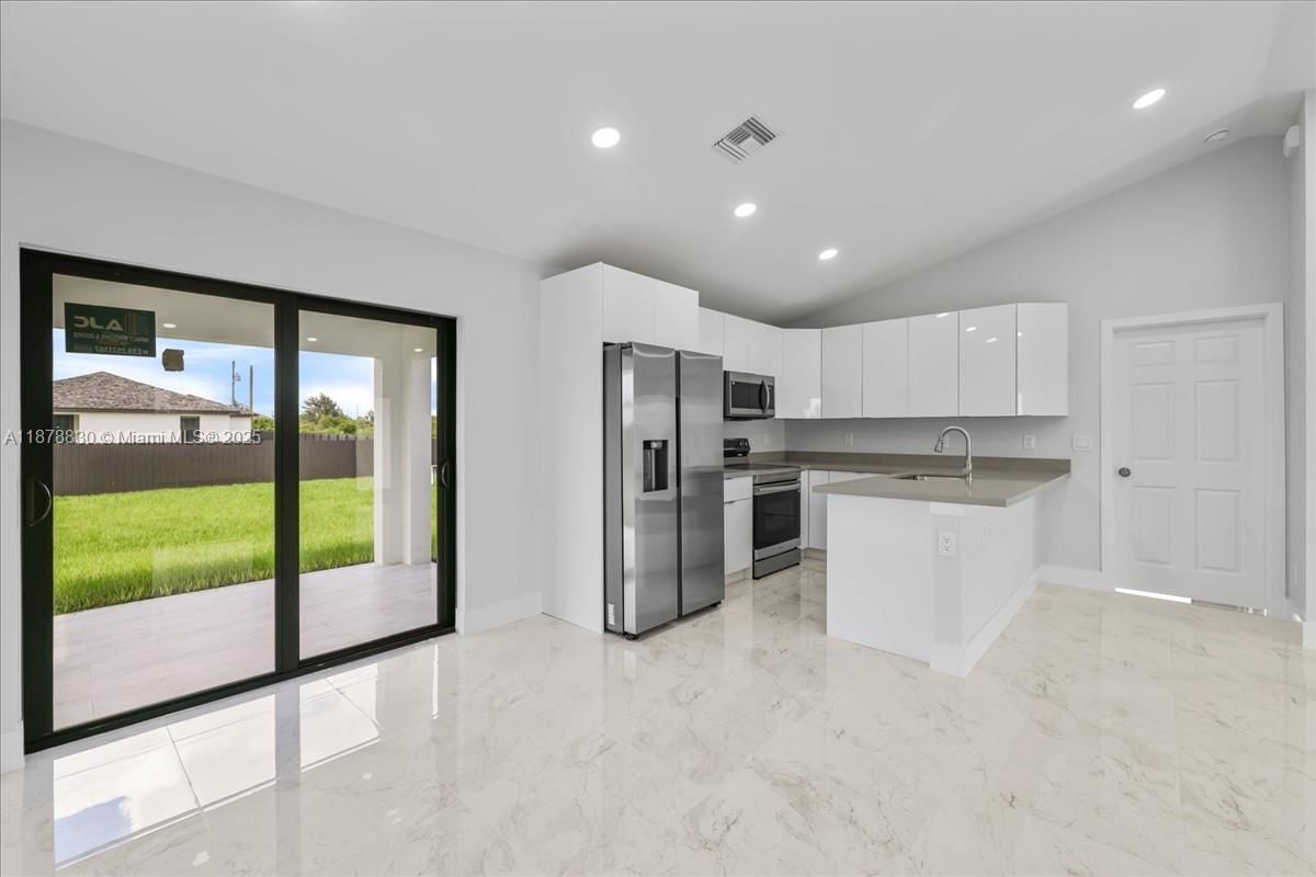 Real estate property located at 2906 68th ST W, Lee, Lehigh Acres, Lehigh Acres, FL