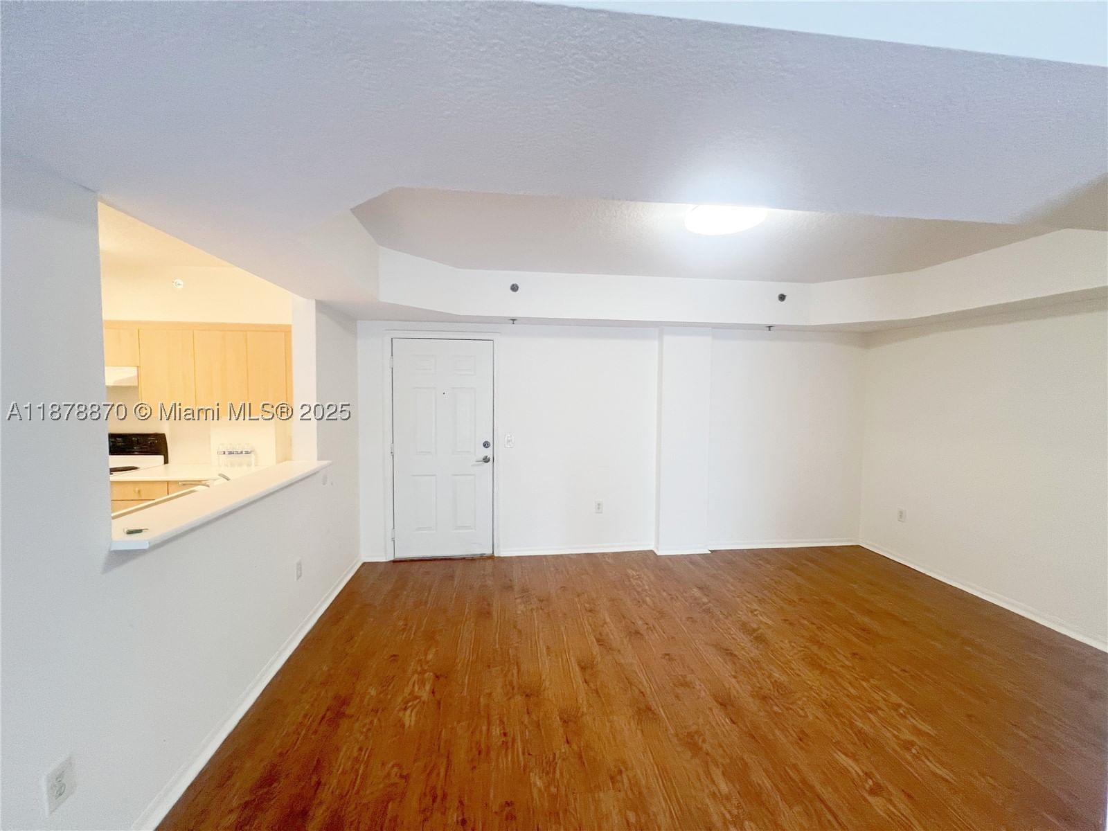 Real estate property located at 9340 Fontainebleau Blvd W206, Miami-dade, Keystone Courts Condo, Miami, FL