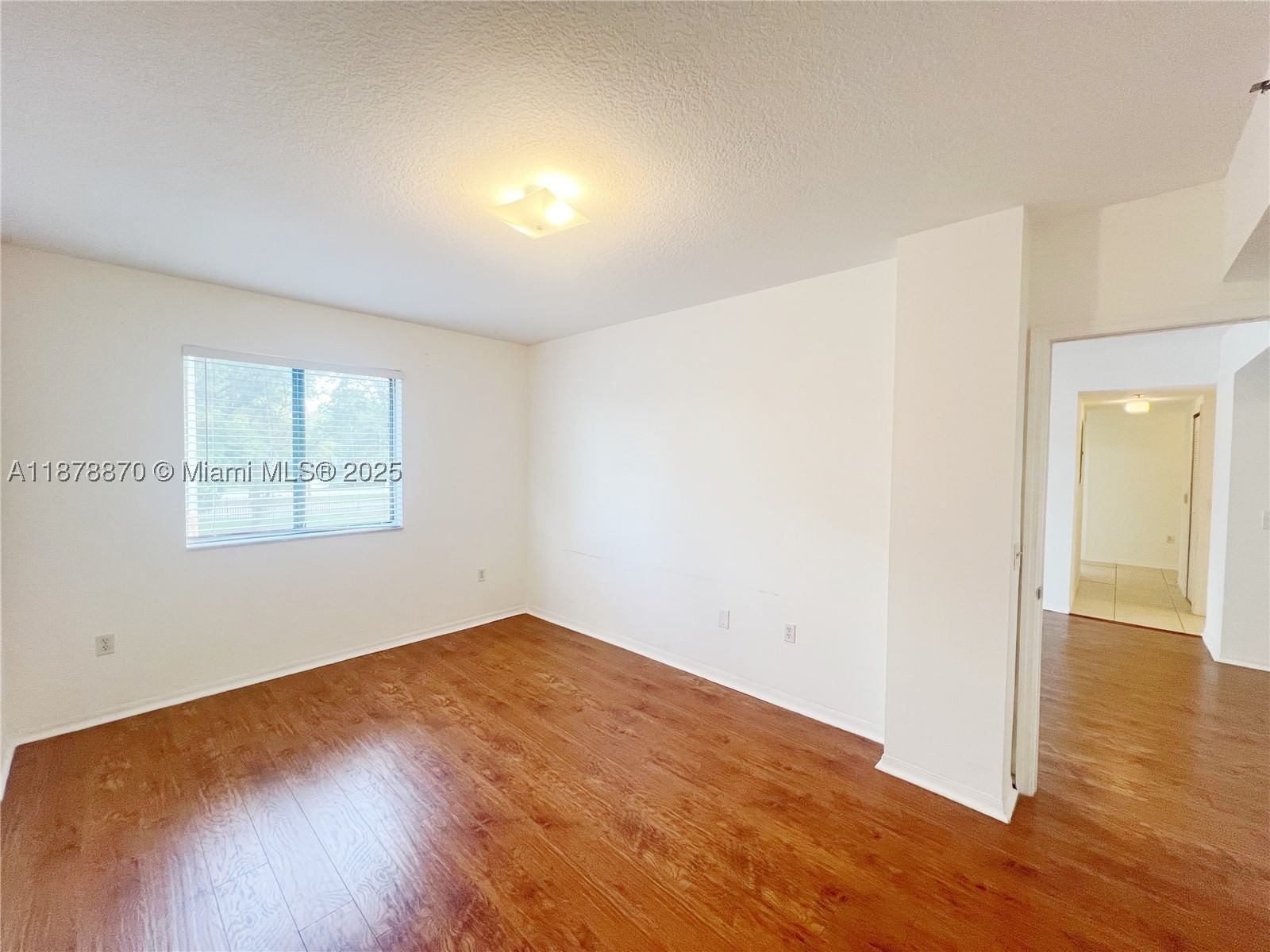 Real estate property located at 9340 Fontainebleau Blvd W206, Miami-dade, Keystone Courts Condo, Miami, FL