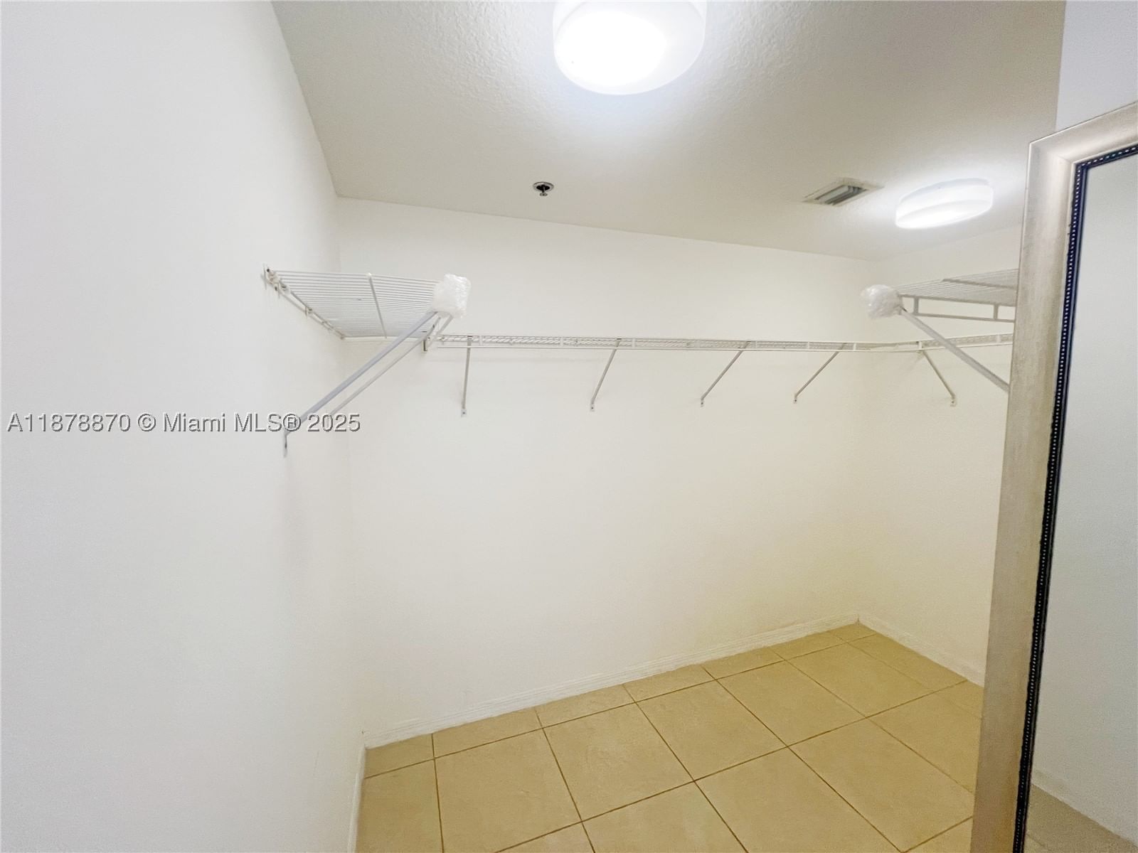 Real estate property located at 9340 Fontainebleau Blvd W206, Miami-dade, Keystone Courts Condo, Miami, FL