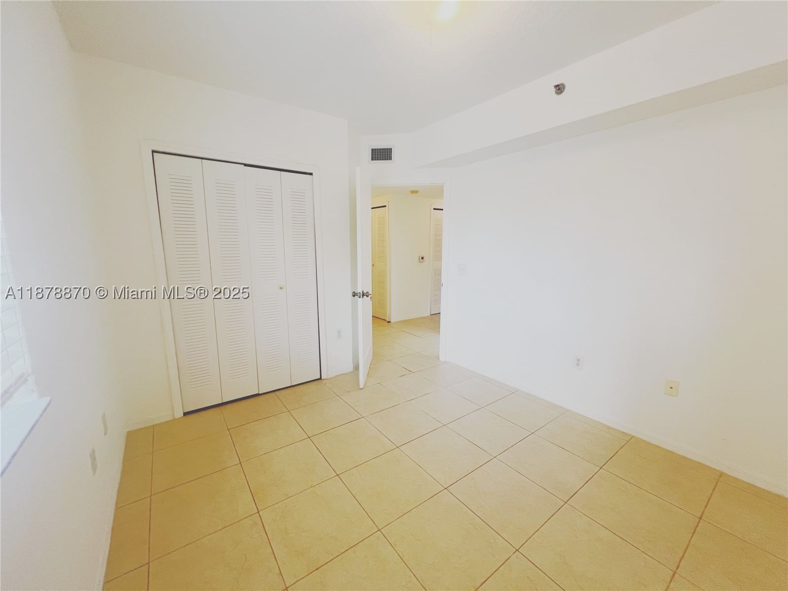 Real estate property located at 9340 Fontainebleau Blvd W206, Miami-dade, Keystone Courts Condo, Miami, FL