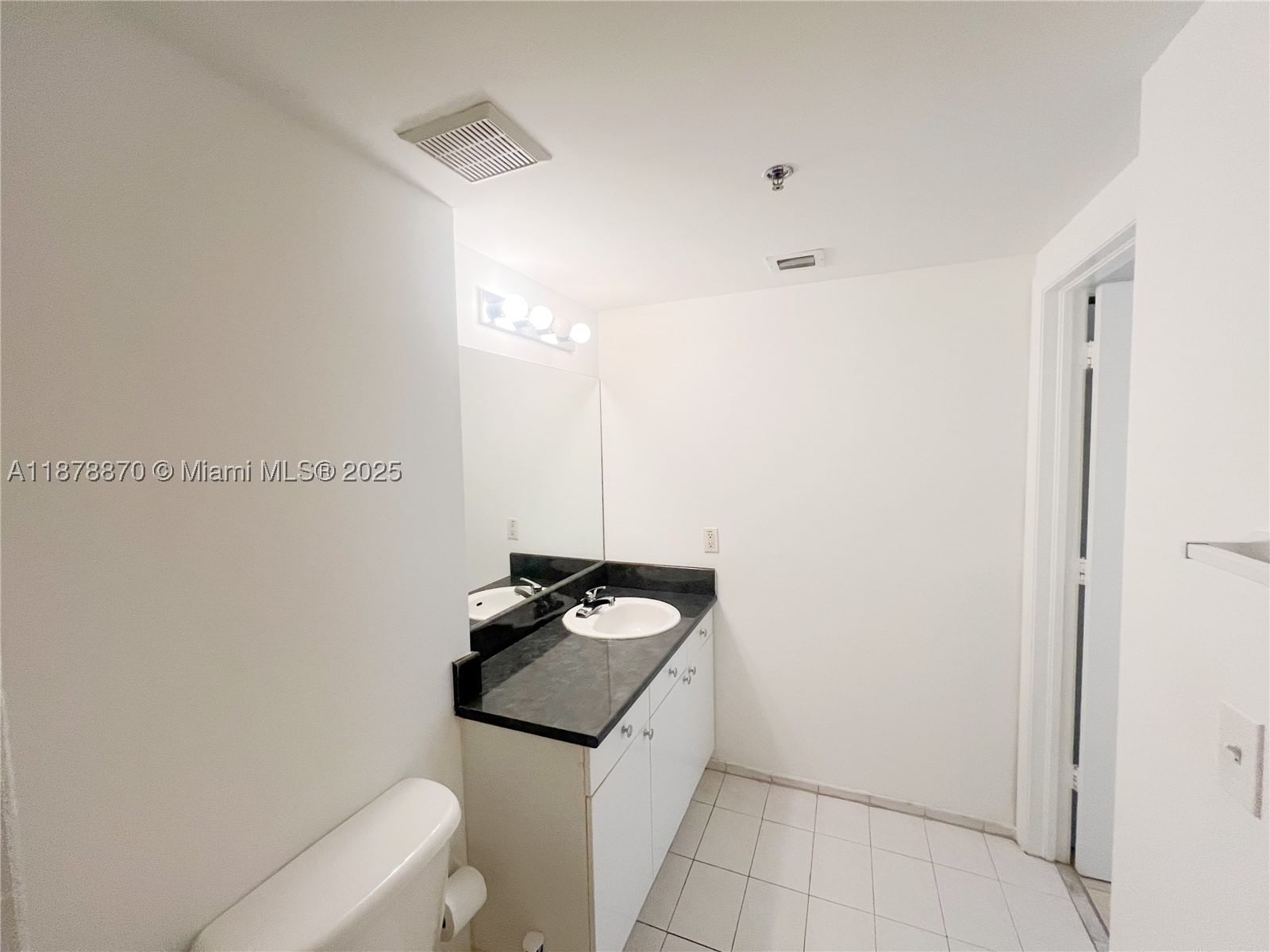 Real estate property located at 9340 Fontainebleau Blvd W206, Miami-dade, Keystone Courts Condo, Miami, FL