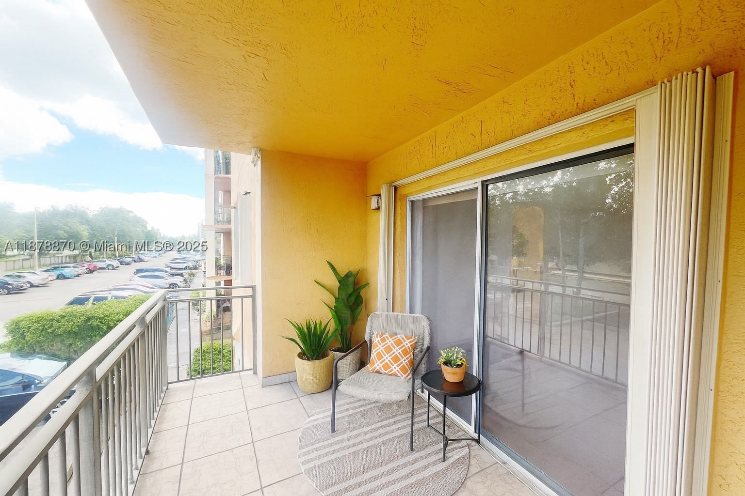 Real estate property located at 9340 Fontainebleau Blvd W206, Miami-dade, Keystone Courts Condo, Miami, FL