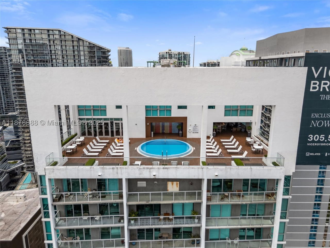 Real estate property located at 55 6th St #1908, Miami-dade, 500 Brickell West Condo, Miami, FL