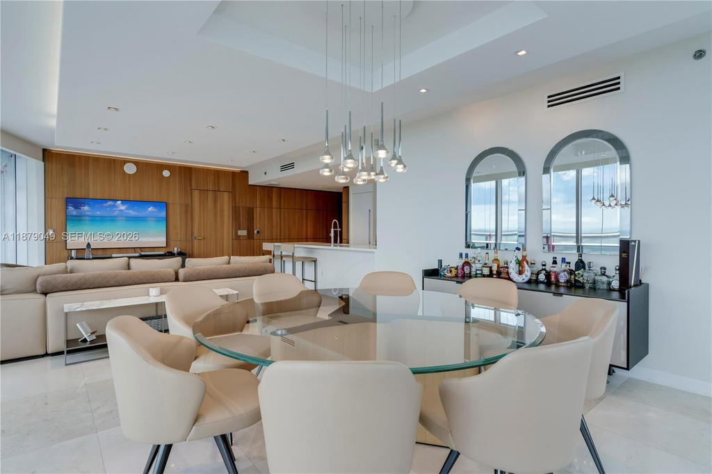 Real estate property located at 465 Brickell Ave #4801, Miami-dade, Iconbrickell Condo No 1, Miami, FL