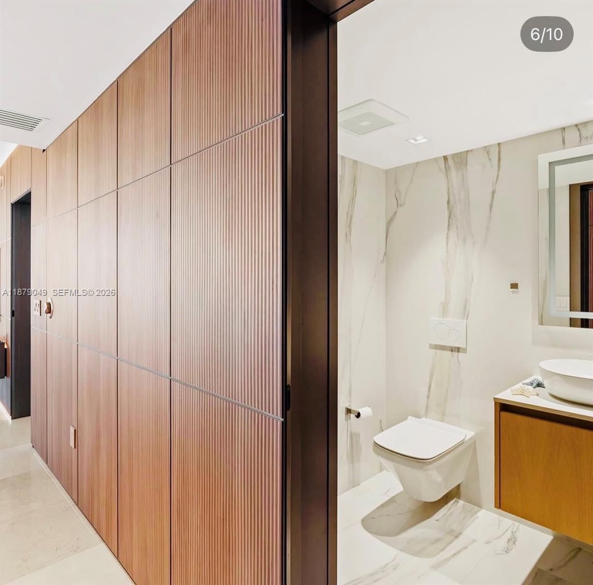Real estate property located at 465 Brickell Ave #4801, Miami-dade, Iconbrickell Condo No 1, Miami, FL