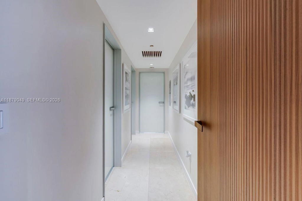 Real estate property located at 465 Brickell Ave #4801, Miami-dade, Iconbrickell Condo No 1, Miami, FL