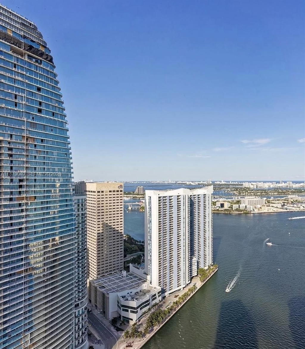 Real estate property located at 465 Brickell Ave #4801, Miami-dade, Iconbrickell Condo No 1, Miami, FL