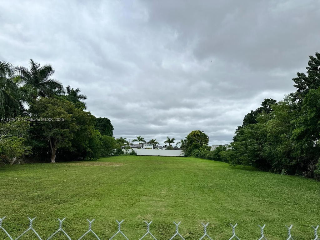 Real estate property located at 365 NW 128TH AVE, Miami-dade, Sweetwater Ests Sub, Sweetwater, FL