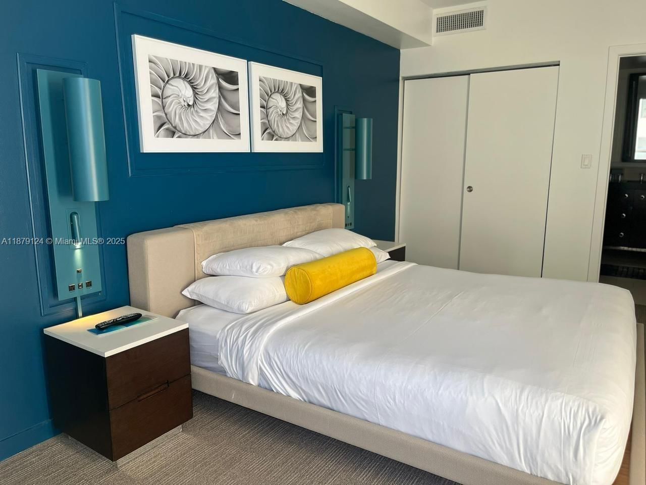 Real estate property located at 17315 Collins Ave #703, Miami-dade, Sole Condo, Sunny Isles Beach, FL