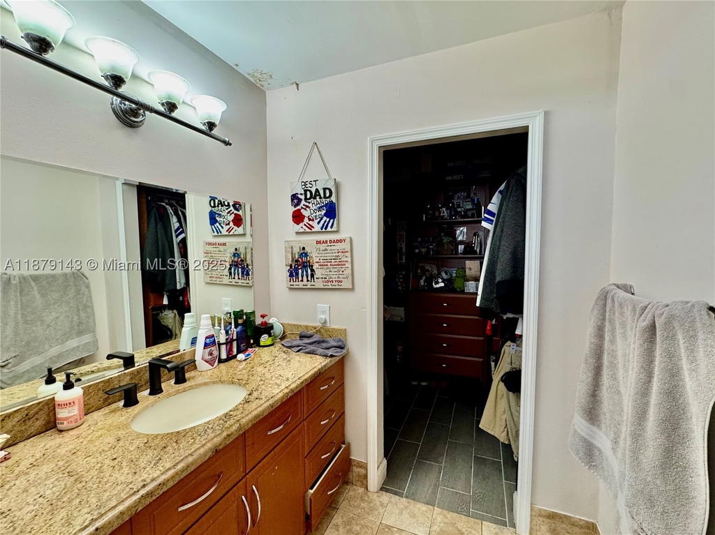 Real estate property located at 1635 15th Ter, Miami-dade, Redlands Best, Homestead, FL
