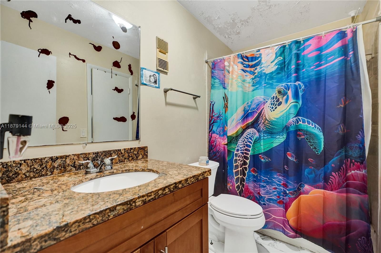 Real estate property located at 2419 11th St #21-D, Miami-dade, Biltmore Club Villas Town, Miami, FL
