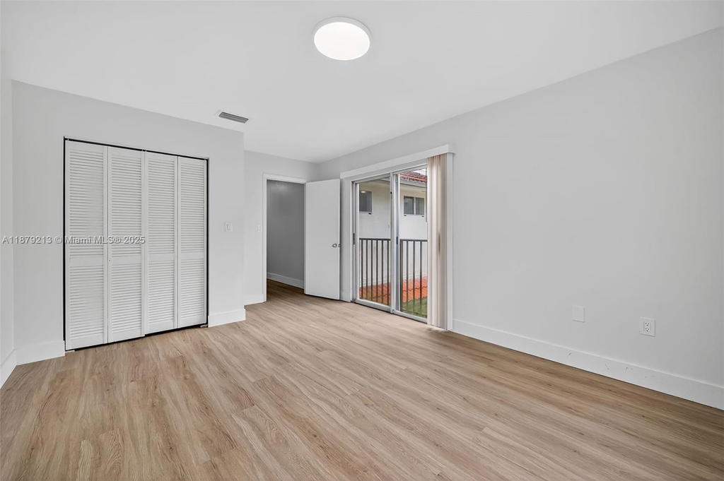 Real estate property located at 10275 46th St, Miami-dade, Townhomes Of Doral Place, Doral, FL