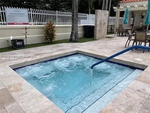 Real estate property located at 10275 46th St, Miami-dade, Townhomes Of Doral Place, Doral, FL