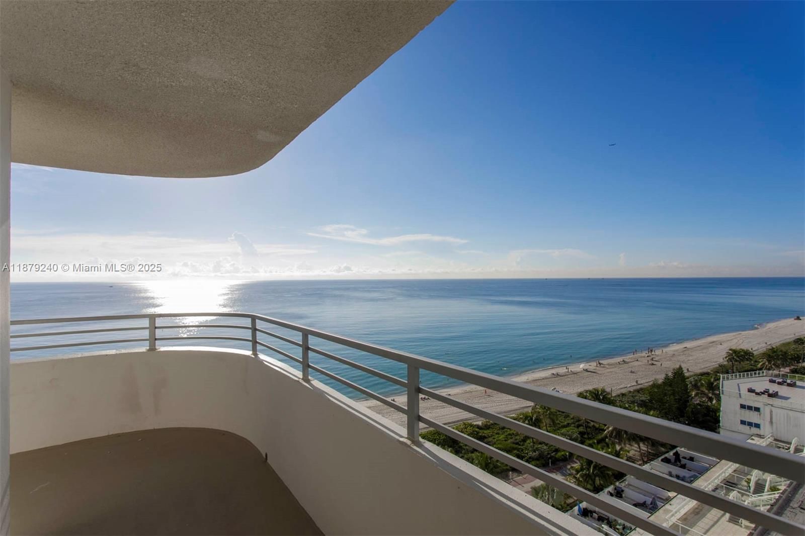 Real estate property located at 5555 Collins Ave #14N, Miami-dade, Oceanside Plaza Condo, Miami Beach, FL