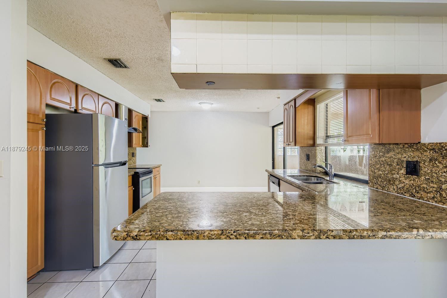 Real estate property located at 7008 49th Ct, Broward, Boulevard Woods North, Lauderhill, FL