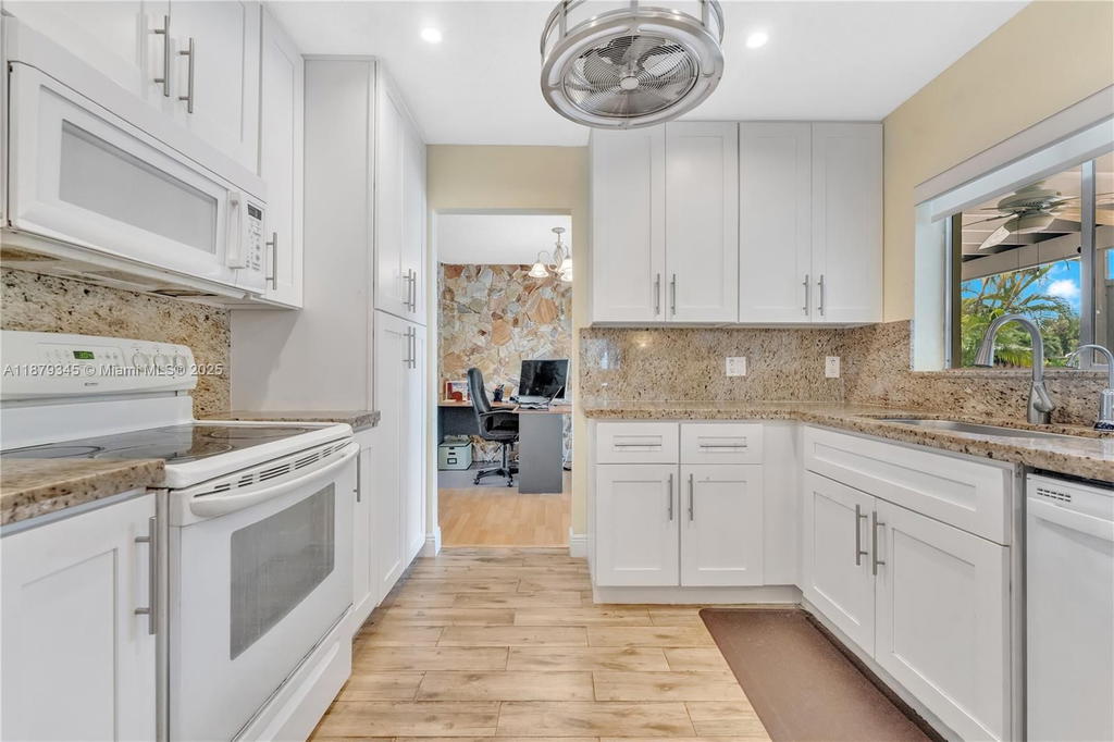 Real estate property located at 2653 98th Ter, Broward, Greenwood, Coral Springs, FL