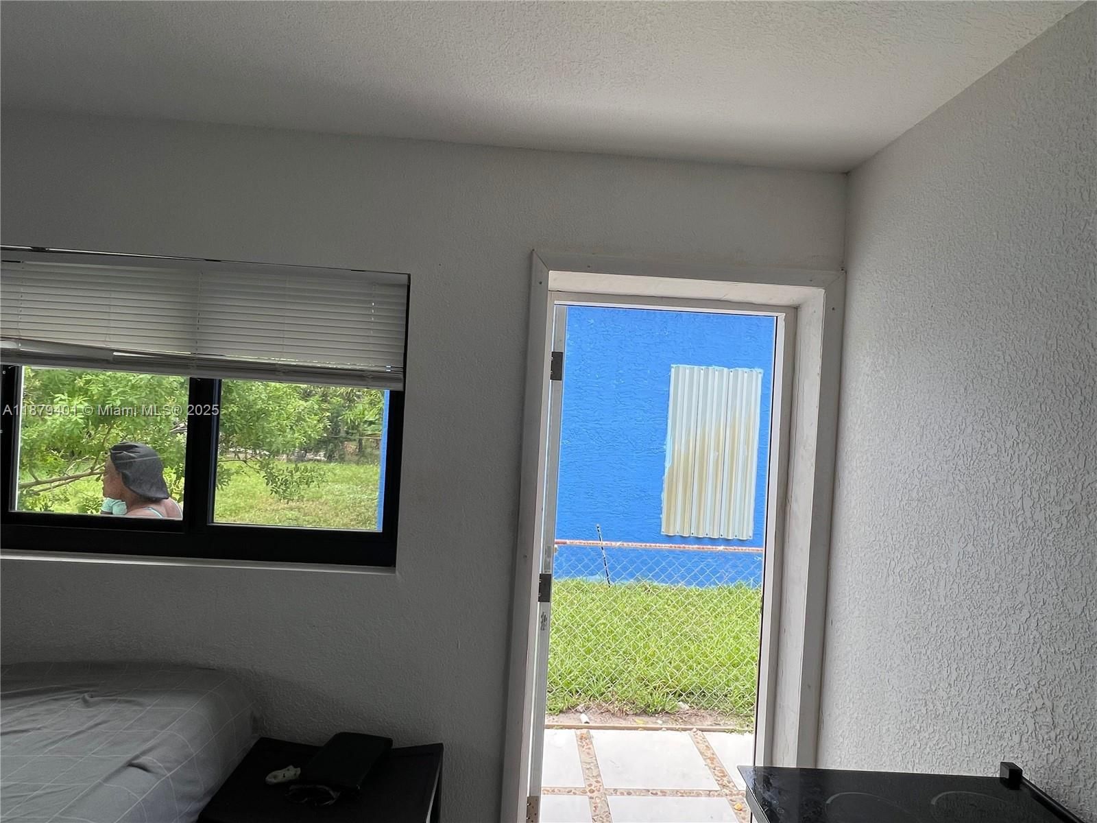 Real estate property located at 5724 18th St, Broward, West Carver Ranches Add N, West Park, FL