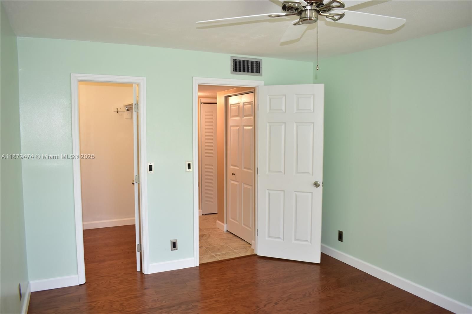 Real estate property located at 9641 Sunrise Lakes Blvd #306, Broward, Sunrise Lakes 131 Condo, Sunrise, FL