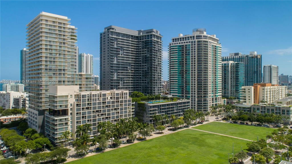 Real estate property located at 3451 1st Ave M0403, Miami-dade, Two Midtown Miami Condo, Miami, FL