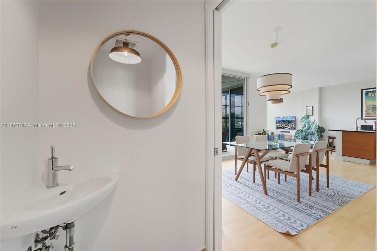 Real estate property located at 3451 1st Ave M0403, Miami-dade, Two Midtown Miami Condo, Miami, FL