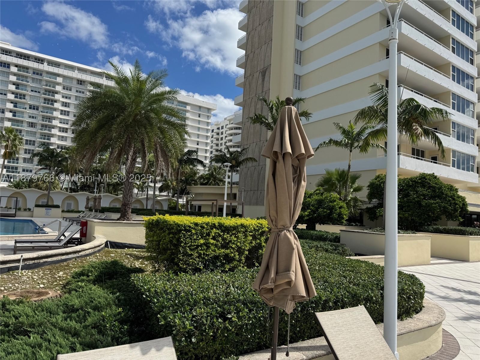 Real estate property located at 5600 Collins Ave #12E, Miami-dade, 5600 Condo, Miami Beach, FL