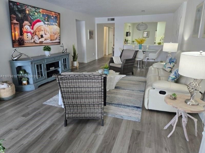 Real estate property located at 7632 Fairfax Dr #7632, Broward, Fairfax Condominium I, Tamarac, FL