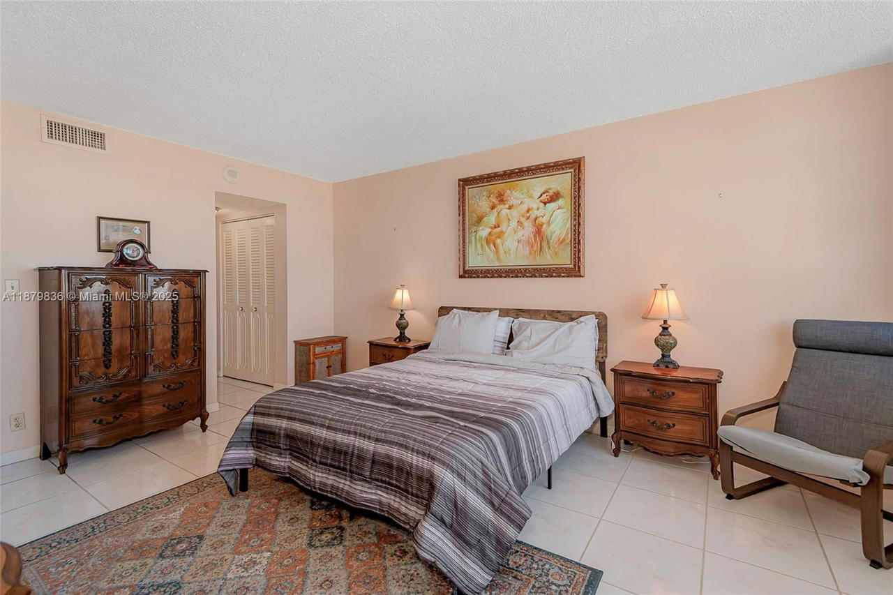 Real estate property located at 2150 Sans Souci Blvd A1109, Miami-dade, Bayview Towers Condo Sout, North Miami, FL