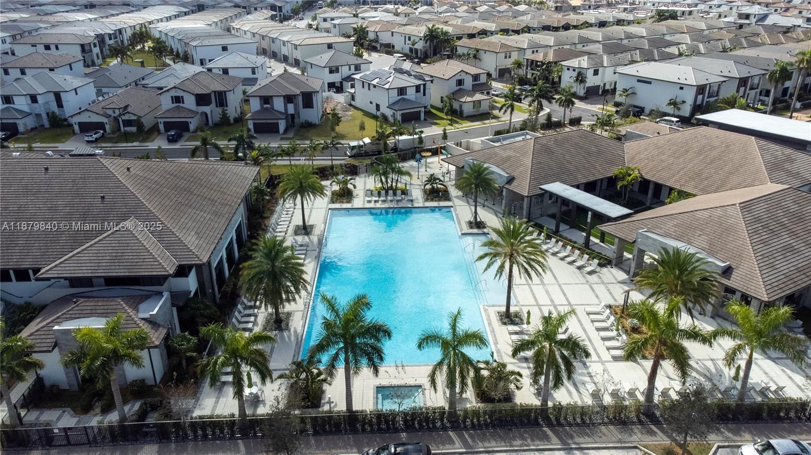 Real estate property located at 8001 41st St F-208, Miami-dade, Downtown Doral South Phas, Doral, FL