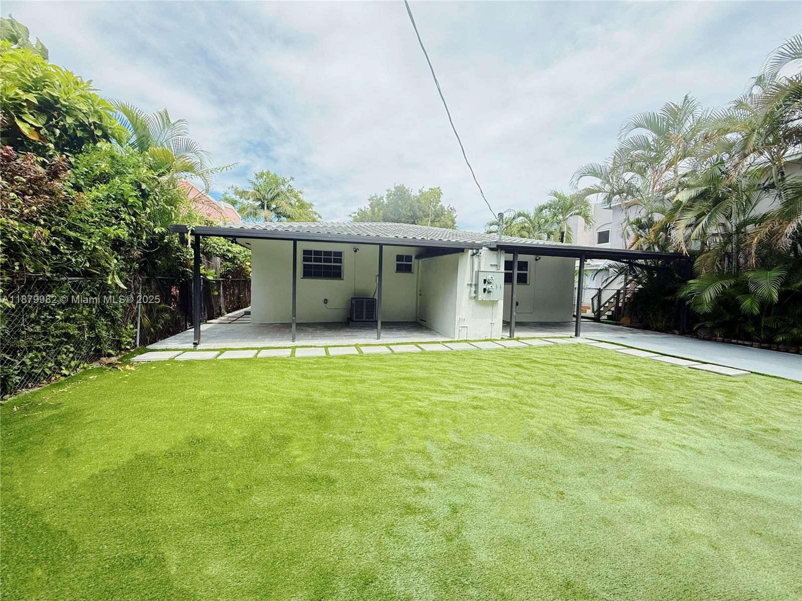 Real estate property located at 1666-1668 9th St, Miami-dade, Shenandoah, Miami, FL