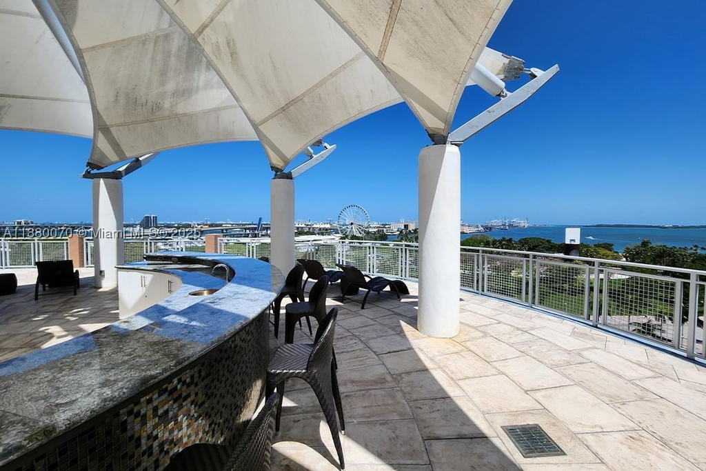 Real estate property located at 253 2nd St #903, Miami-dade, Vizcayne South Condo, Miami, FL