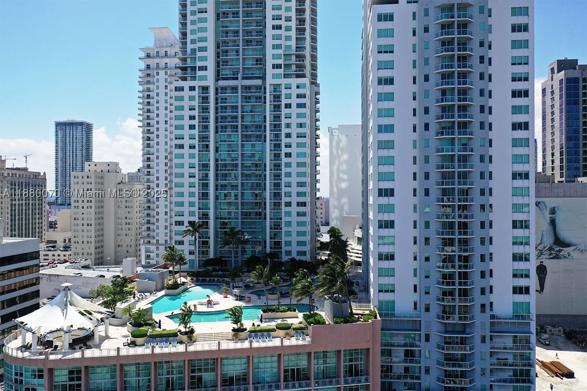 Real estate property located at 253 2nd St #903, Miami-dade, Vizcayne South Condo, Miami, FL