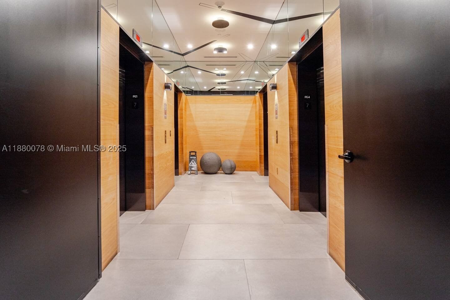 Real estate property located at 121 34th St #2408, Miami-dade, 3401 Midtown Condo, Miami, FL