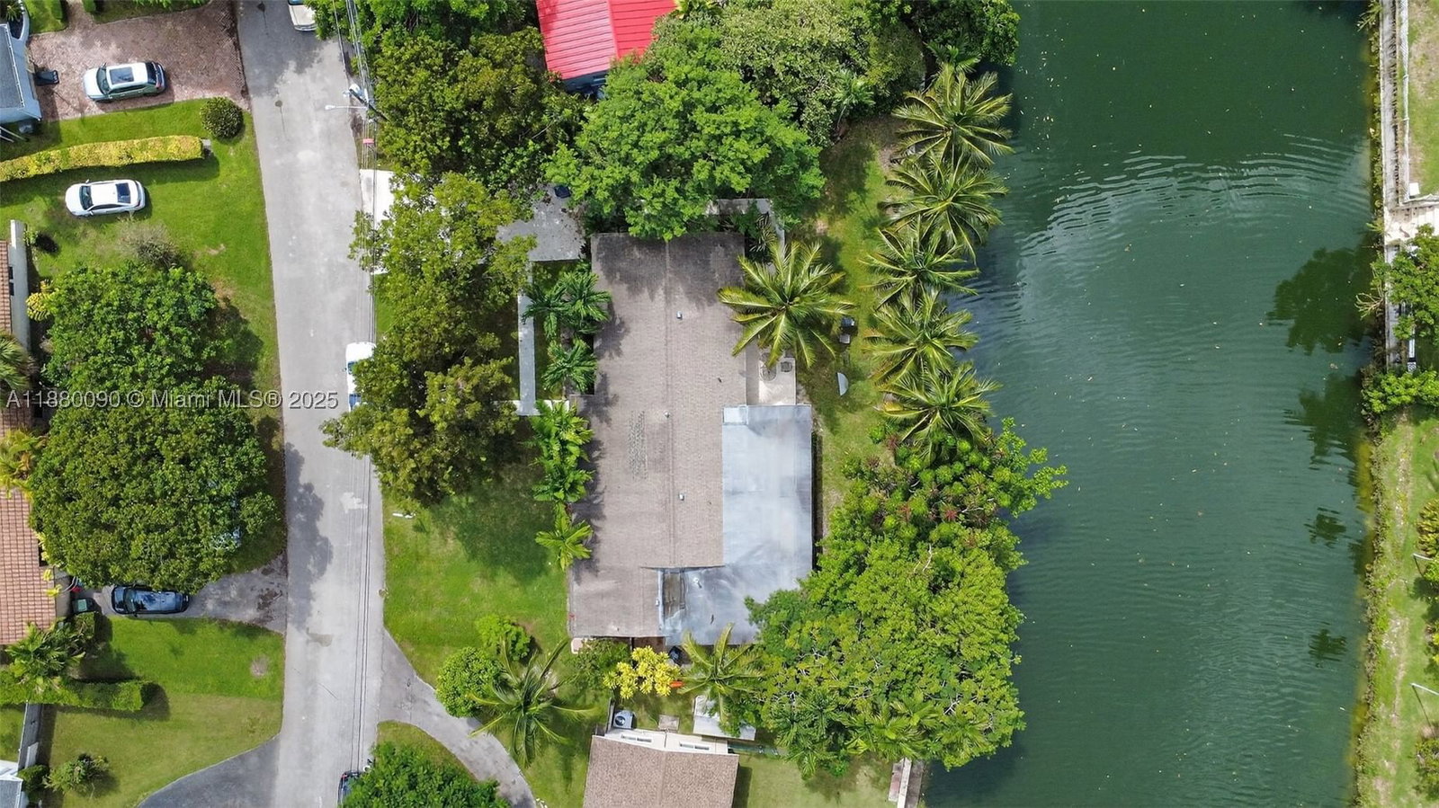 Real estate property located at 6090 63rd Ave, Miami-dade, Twin Lakes Manor Sub Corr, South Miami, FL