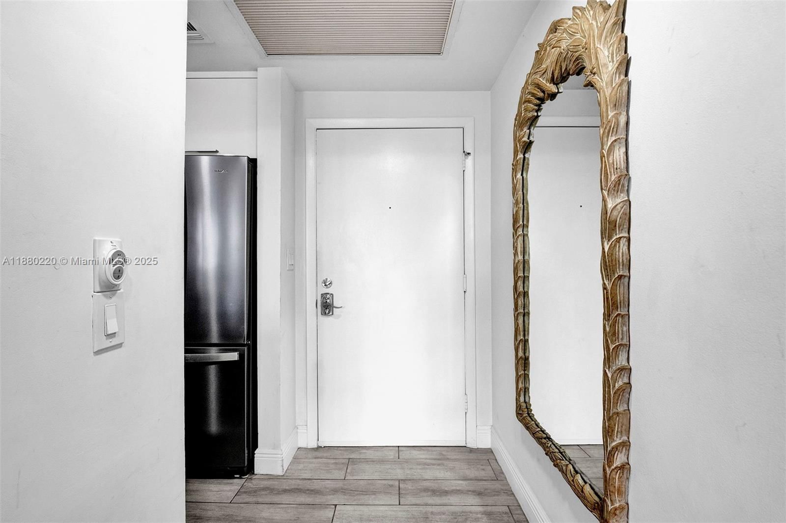 Real estate property located at 1460 Ocean Dr #305, Miami-dade, The Drake Condo, Miami Beach, FL