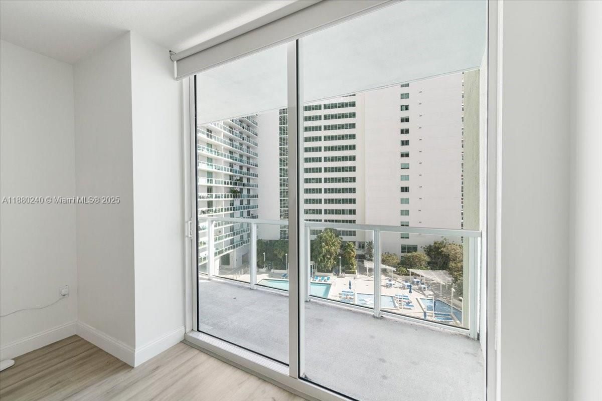 Real estate property located at 1900 Bayshore Dr #1509, Miami-dade, Quantum On The Bay Condo, Miami, FL
