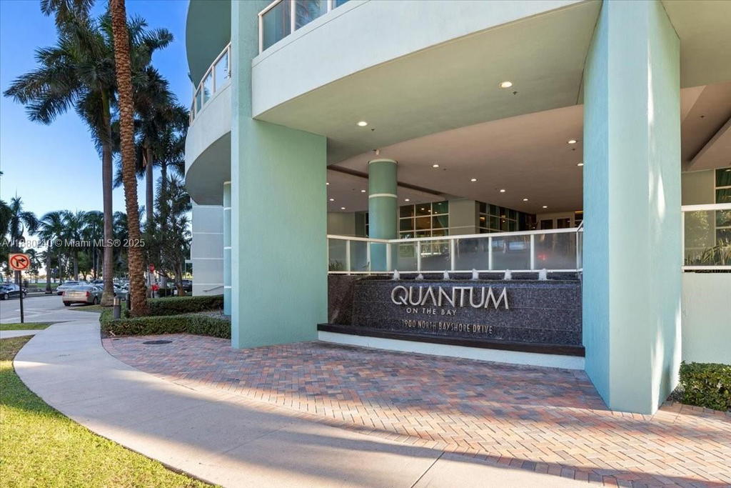 Real estate property located at 1900 Bayshore Dr #1509, Miami-dade, Quantum On The Bay Condo, Miami, FL