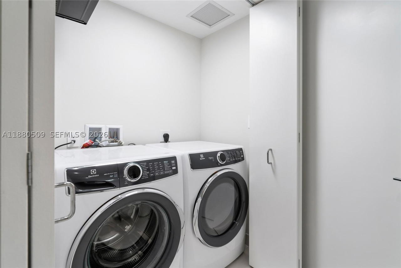 Real estate property located at 1116 Ocean Blvd #1404, Broward, Solemar Beach Condo, Pompano Beach, FL