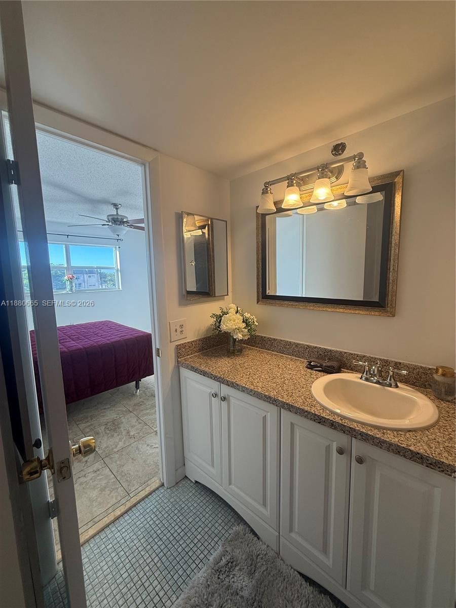 Real estate property located at 8345 Sunrise Lakes Blvd #309, Broward, Sunrise Lakes 42 Condo, Sunrise, FL