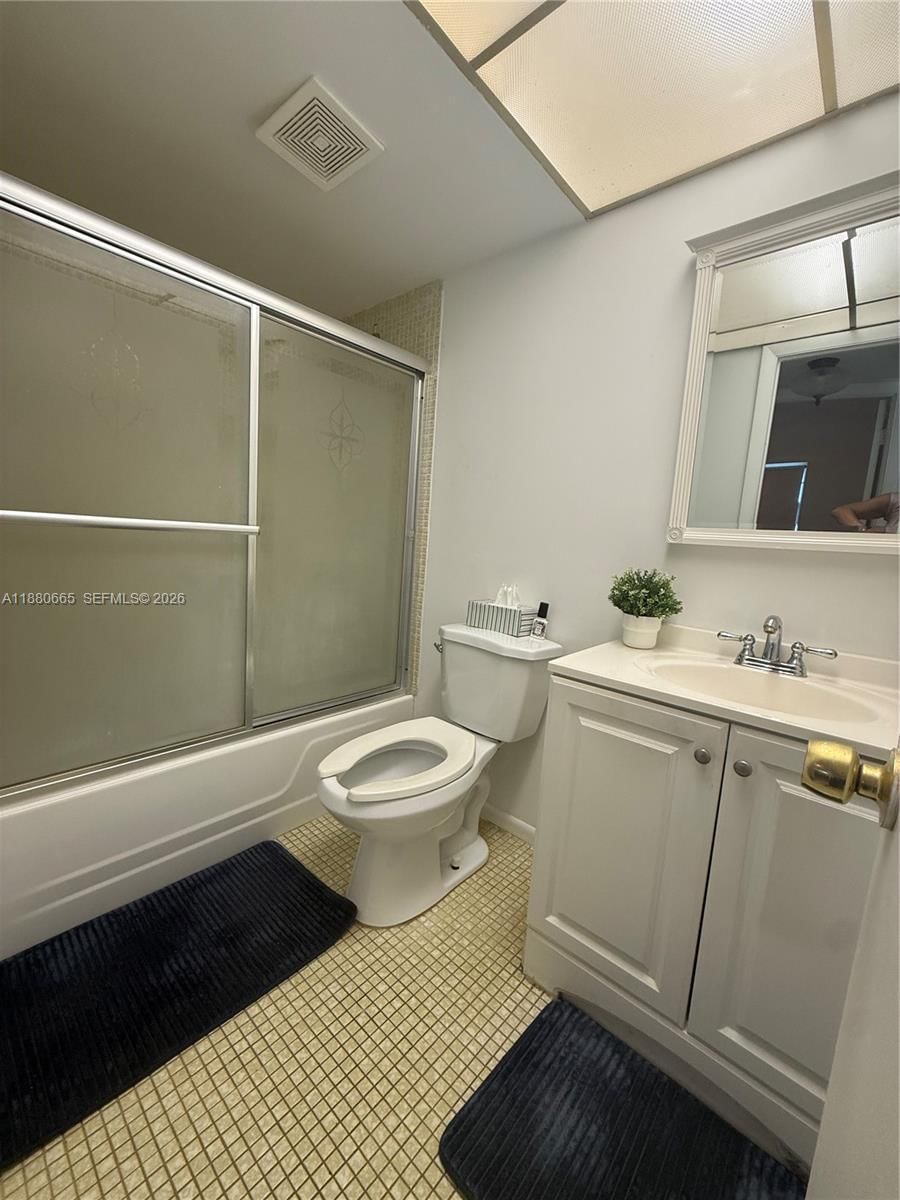 Real estate property located at 8345 Sunrise Lakes Blvd #309, Broward, Sunrise Lakes 42 Condo, Sunrise, FL