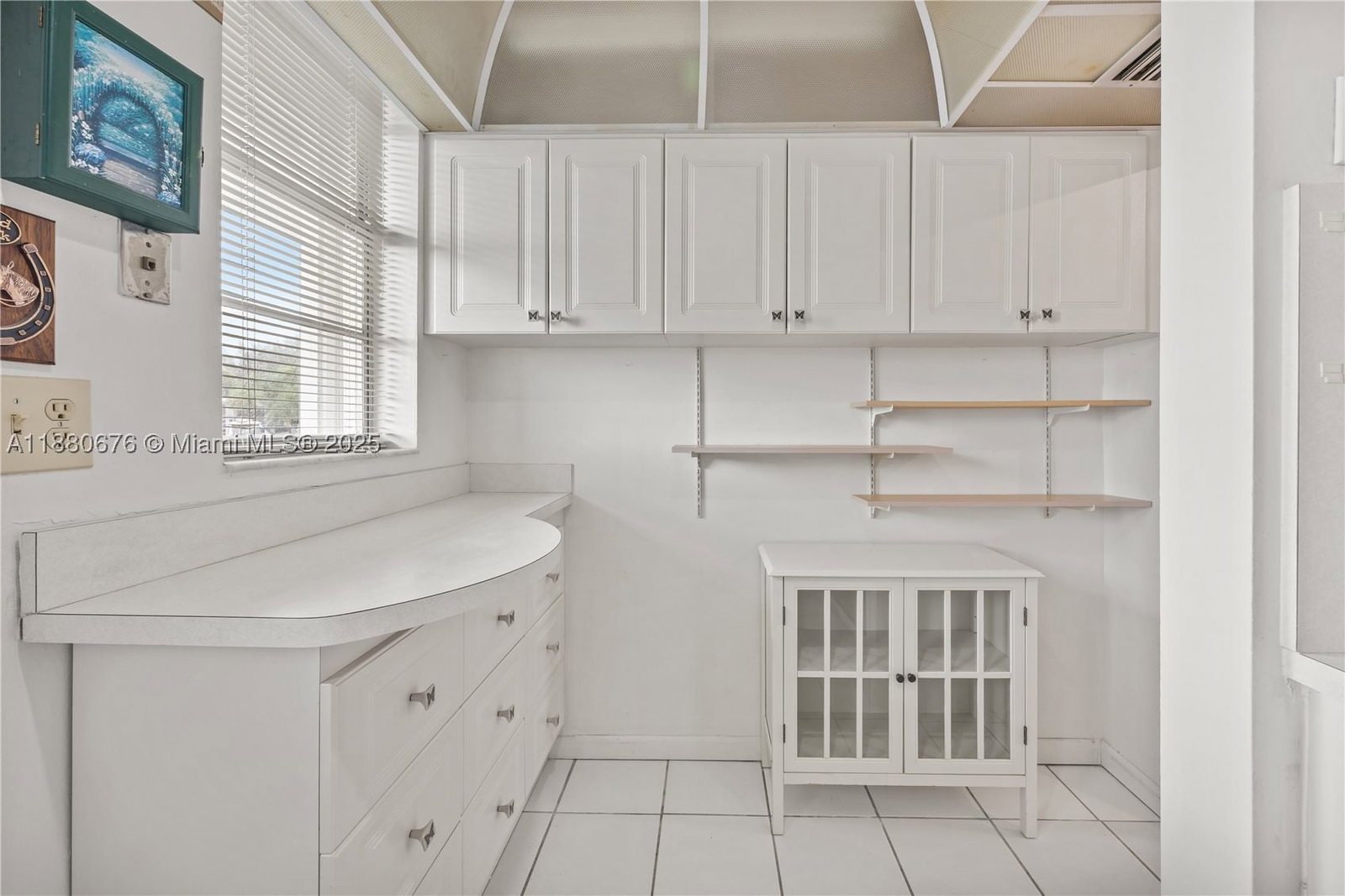 Real estate property located at 2903 Point East Dr K111, Miami-dade, Point East Sec Iii Condo, Aventura, FL