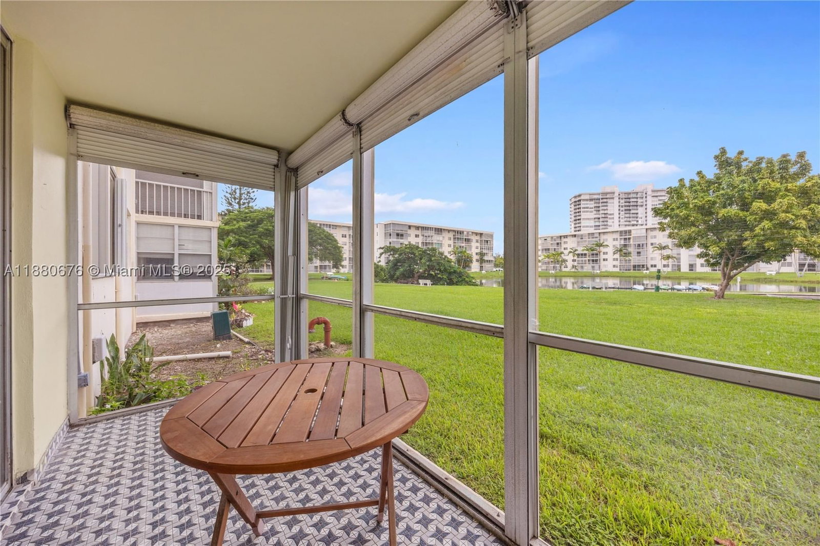 Real estate property located at 2903 Point East Dr K111, Miami-dade, Point East Sec Iii Condo, Aventura, FL