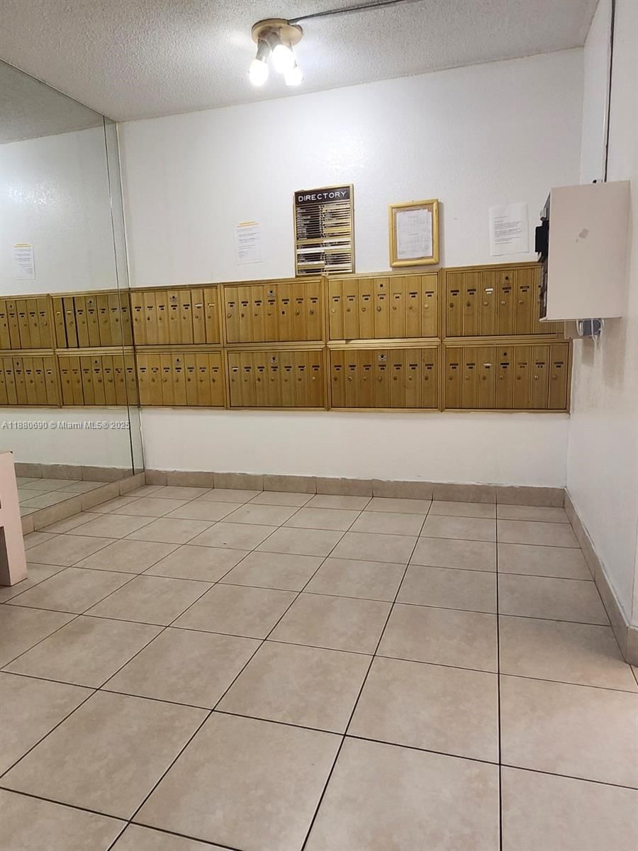 Real estate property located at , Broward, Inverrary Country Club, Lauderhill, FL