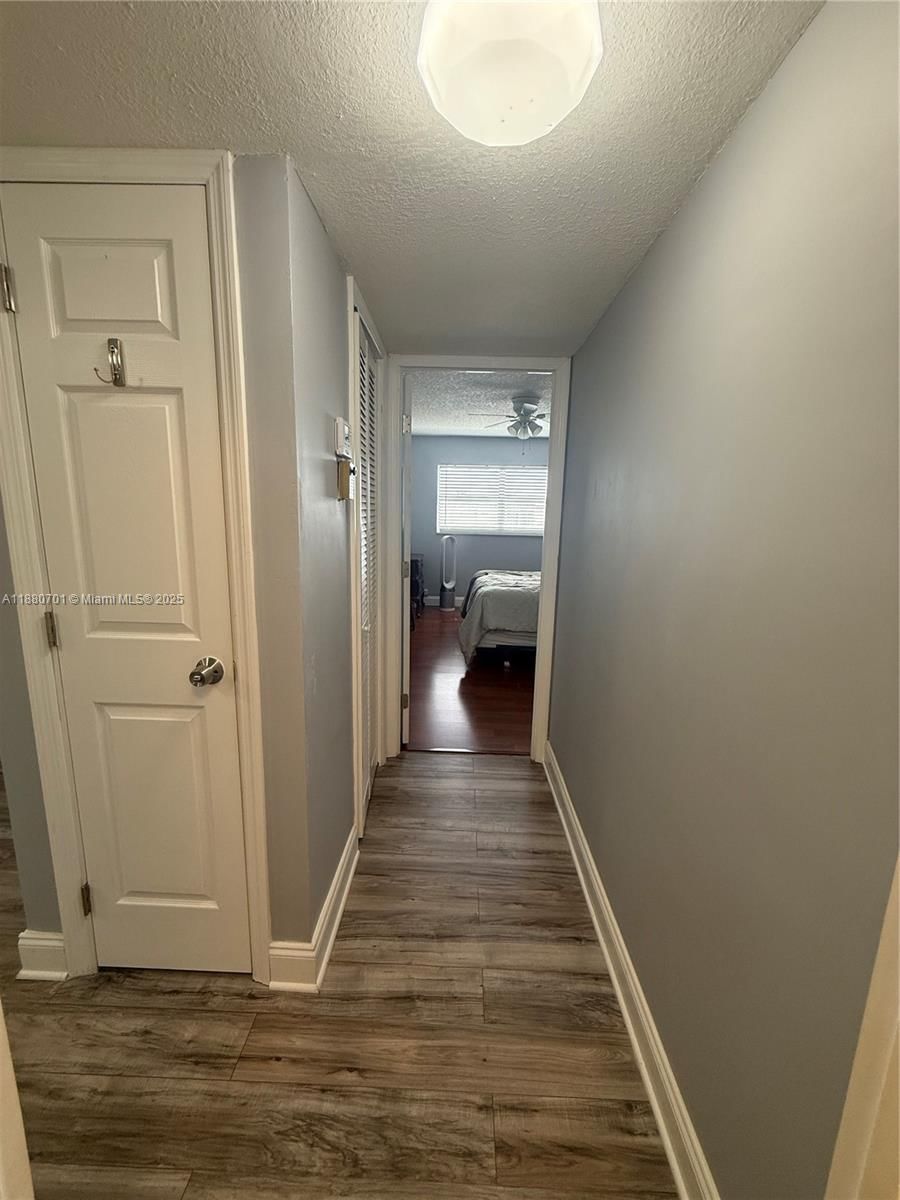 Real estate property located at 9001 Sunrise Lakes Blvd #308, Broward, Sunrise Lakes 88 Condo, Sunrise, FL